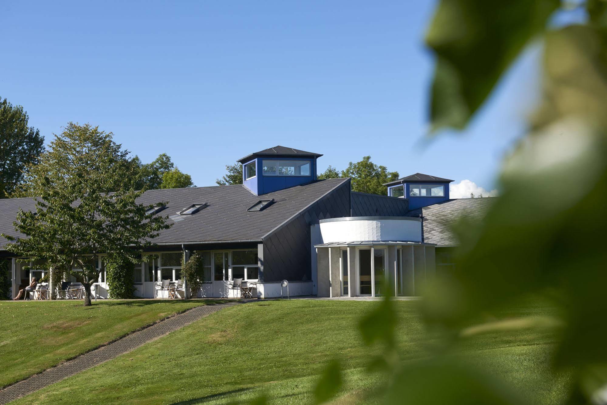 Fuglsangcentret Hotel Fredericia Extérieur photo
